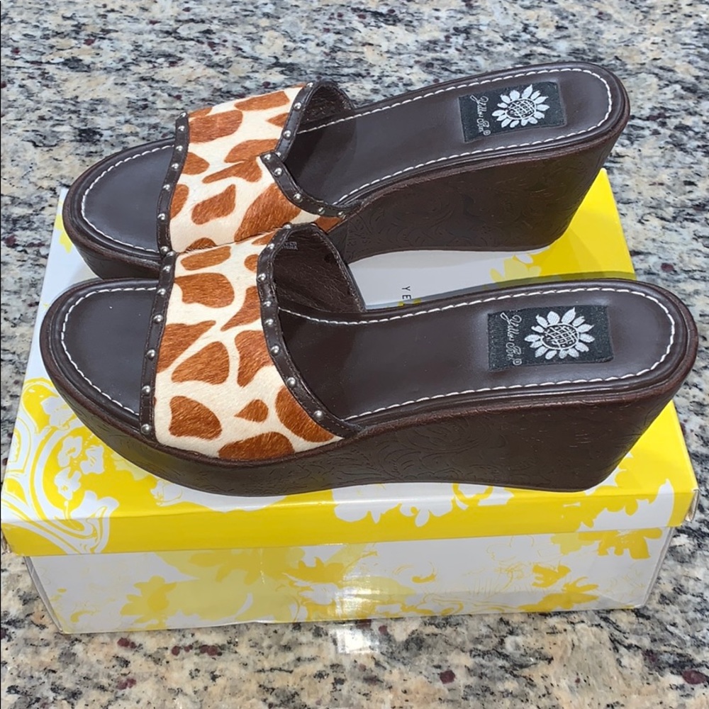 Yellow box leather wedges